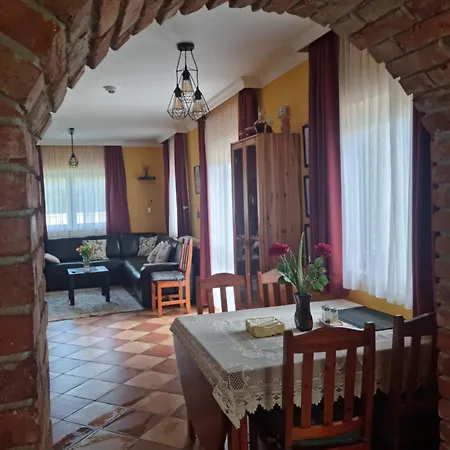 Apartment Mimoza Nyaralohaz *